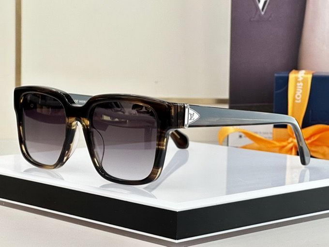 Louis Vuitton Sunglasses ID:20230516-313